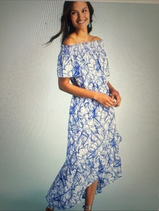 Vineyard Vines High Low Maxi dress Dresses & Skirts - Off-Shoulder Blue Leaf Print Maxi Dress size 10